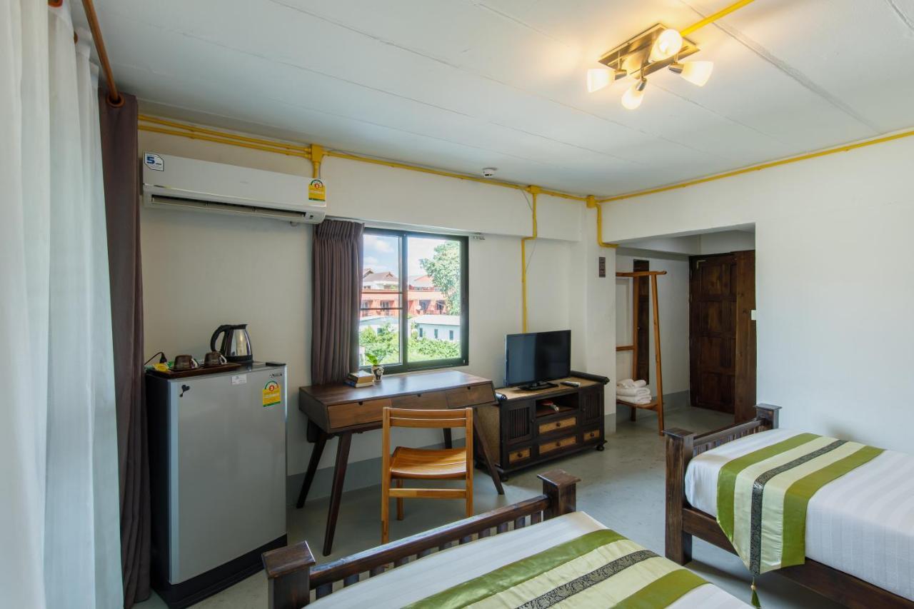 Mesa Guesthouse Chiang Mai Bagian luar foto